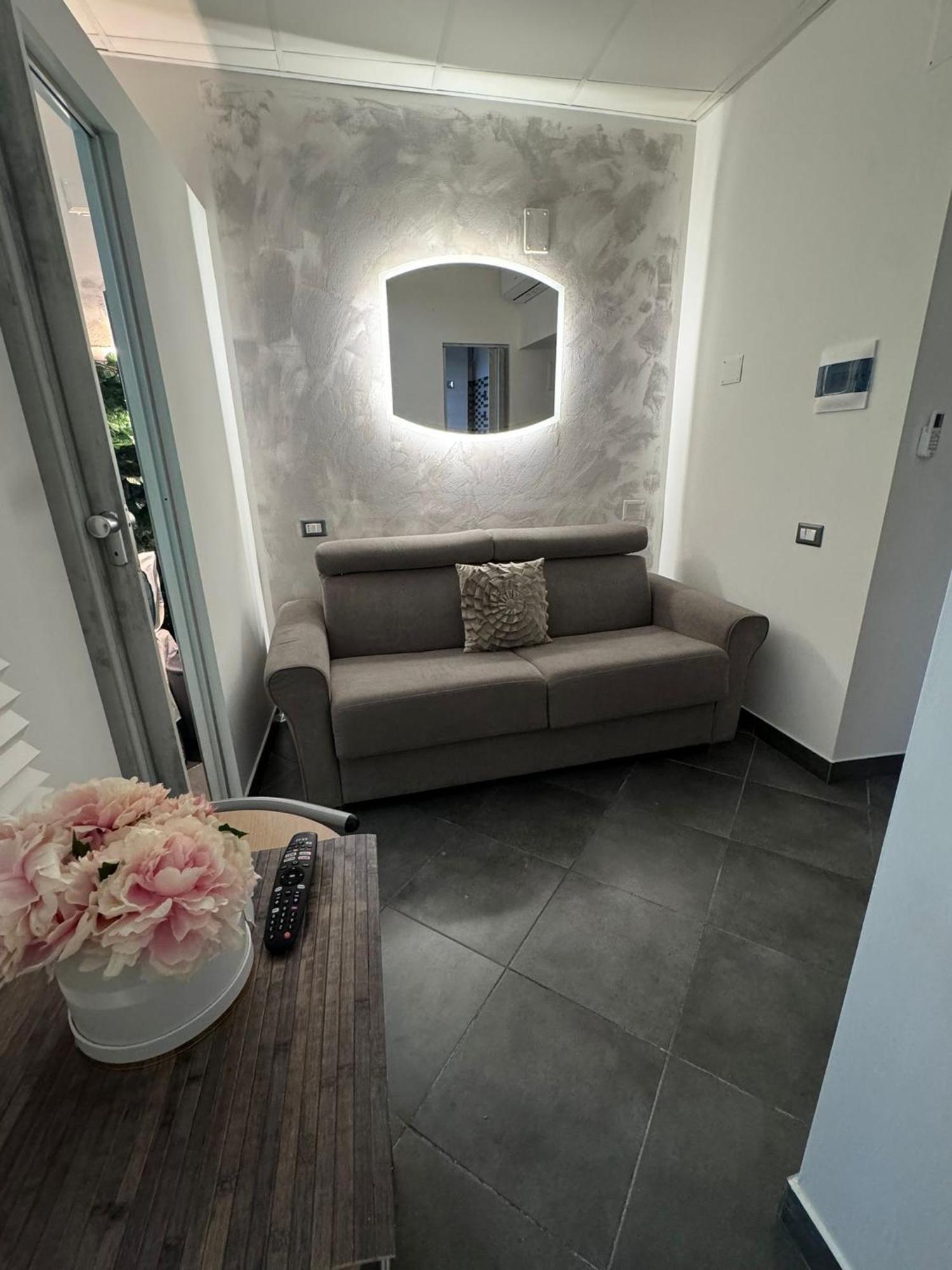 Casa Di Vincenzo Bed & Breakfast Naples Luaran gambar